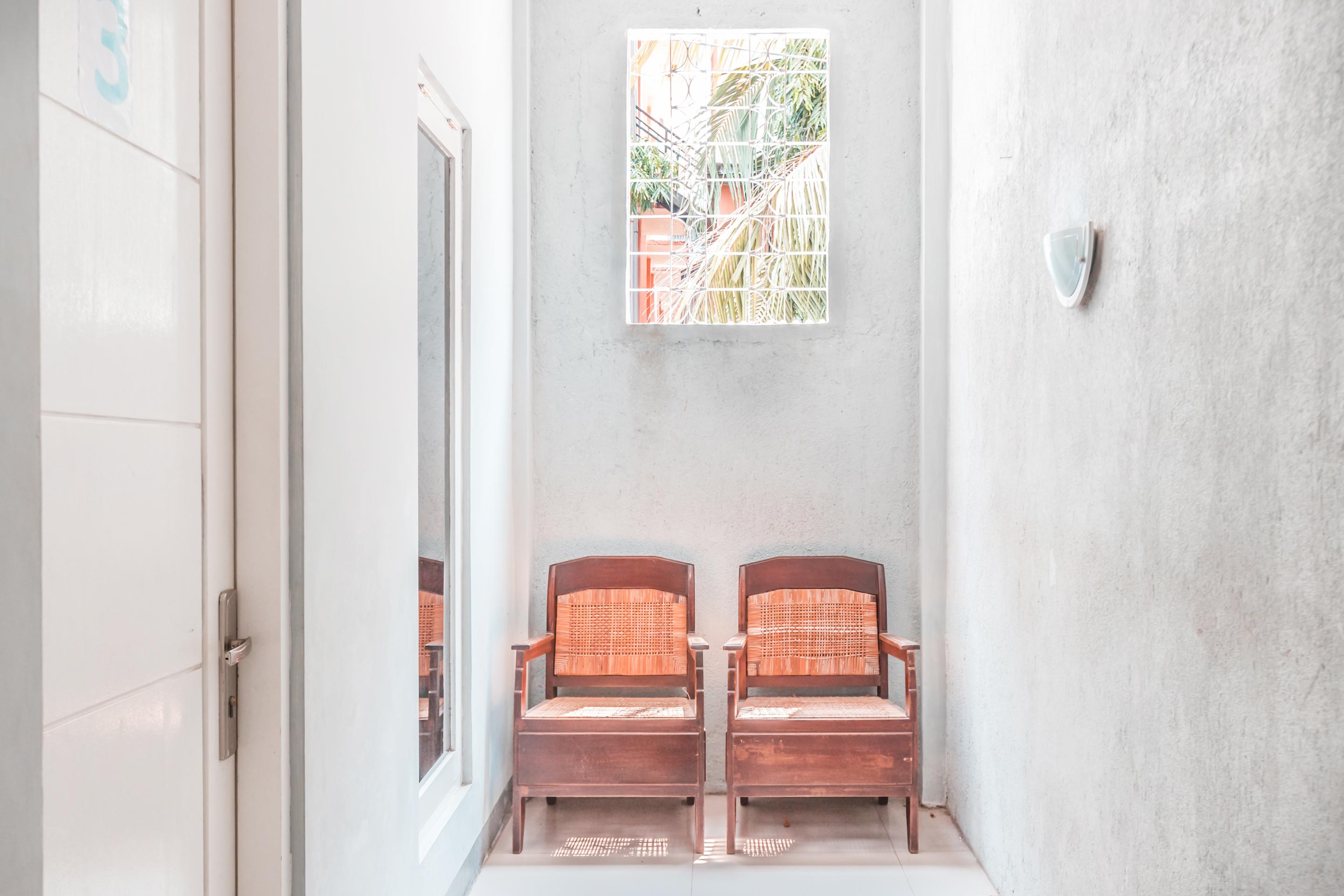 Oyo 1555 Unik Guesthouse Syariah Jakarta Exterior foto